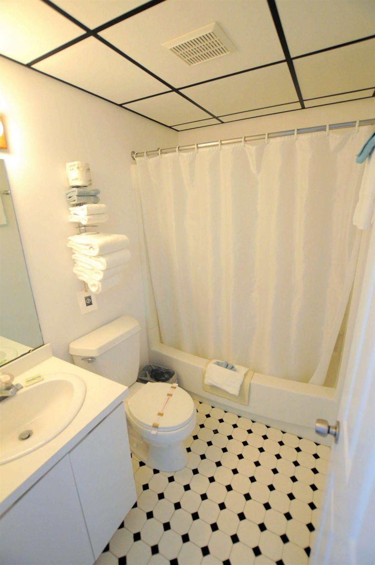Riviera Resort & Suites Wildwood Exteriör bild
